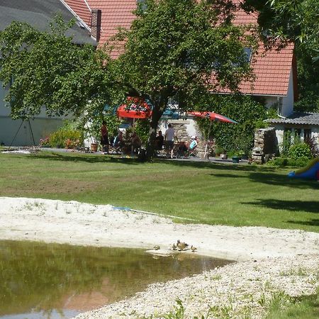Pension Zum Hirsch Goda Bagian luar foto