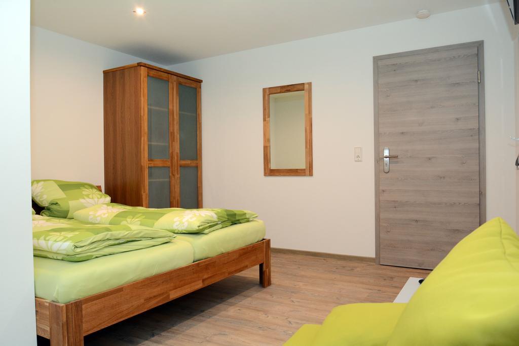 Pension Zum Hirsch Goda Ruang foto
