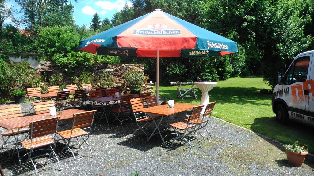 Pension Zum Hirsch Goda Bagian luar foto