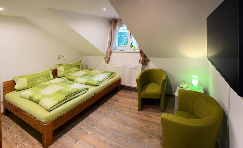 Pension Zum Hirsch Goda Bagian luar foto